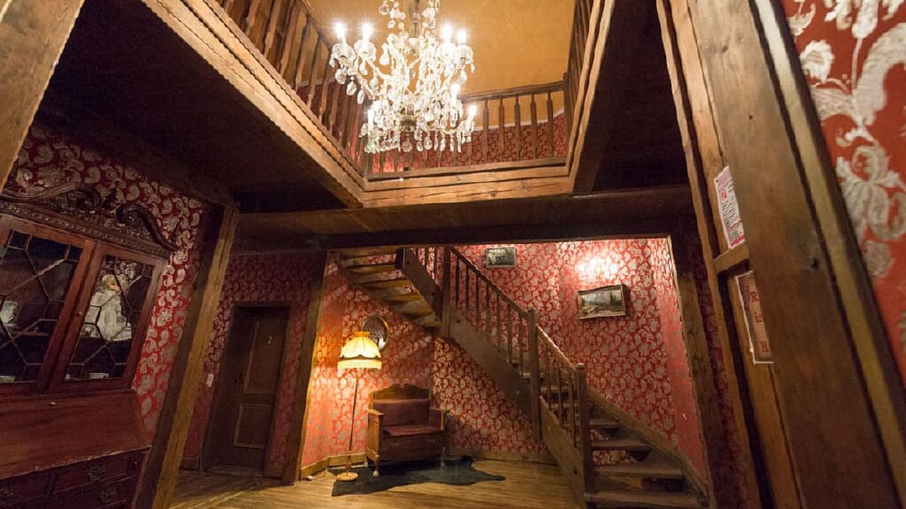 _FSE5835-2-Palace-Außenansicht.jpg _FSE5835-2-Palace-Außenansicht.jpg